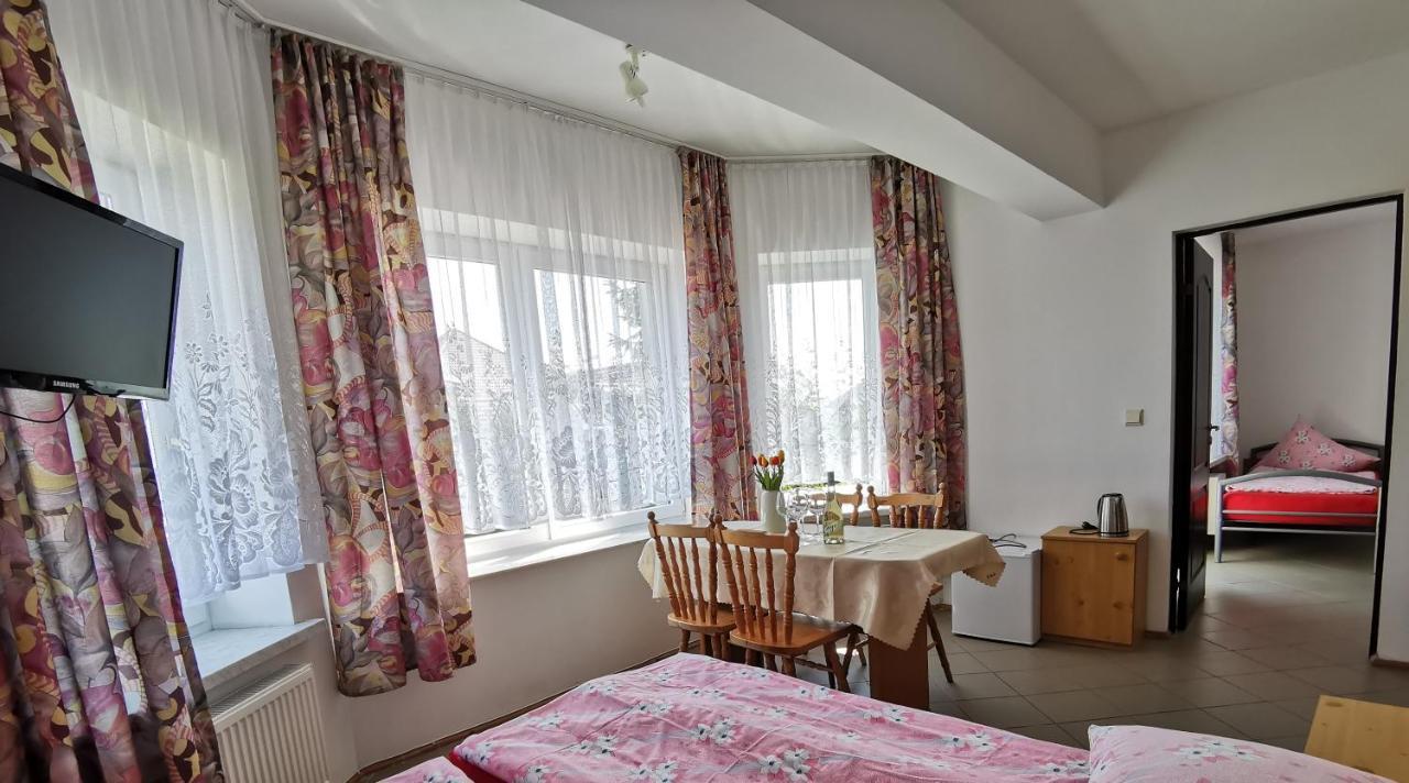 Dom Sonia Apartman Niechorze Kültér fotó